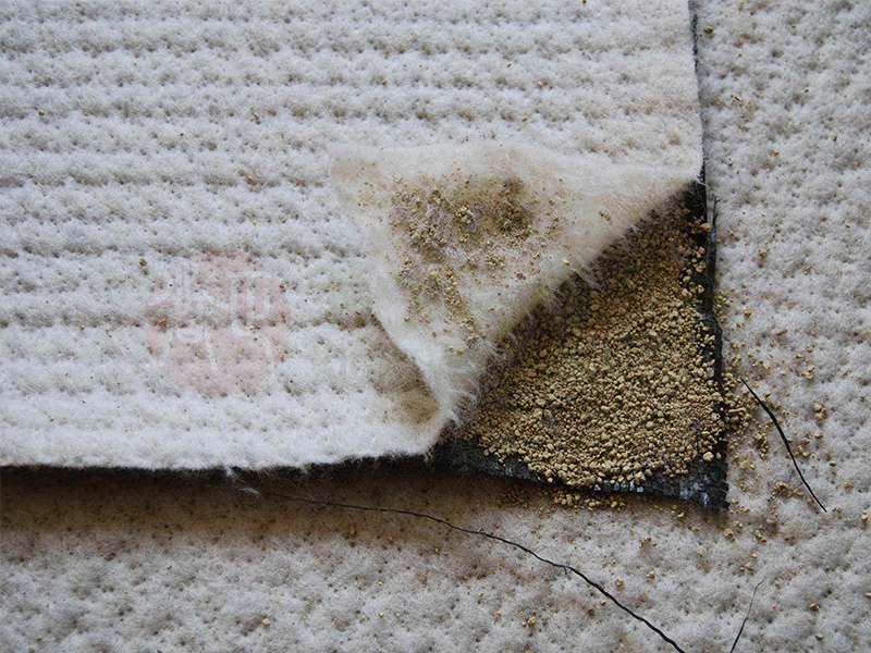 土工膨潤土墊（GCL）